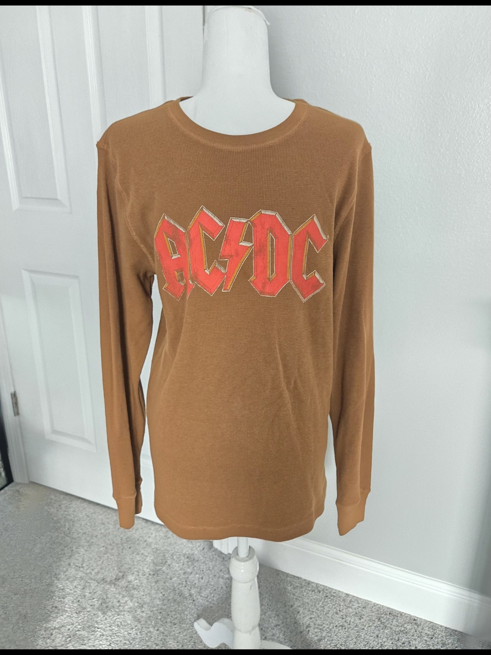 Junk Food AC/DC Back In Black 1980 Tour Waffle Knit Pullover - Size M - Rust